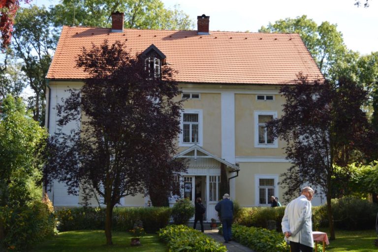 Za domovem Karla Čapka (23 km)